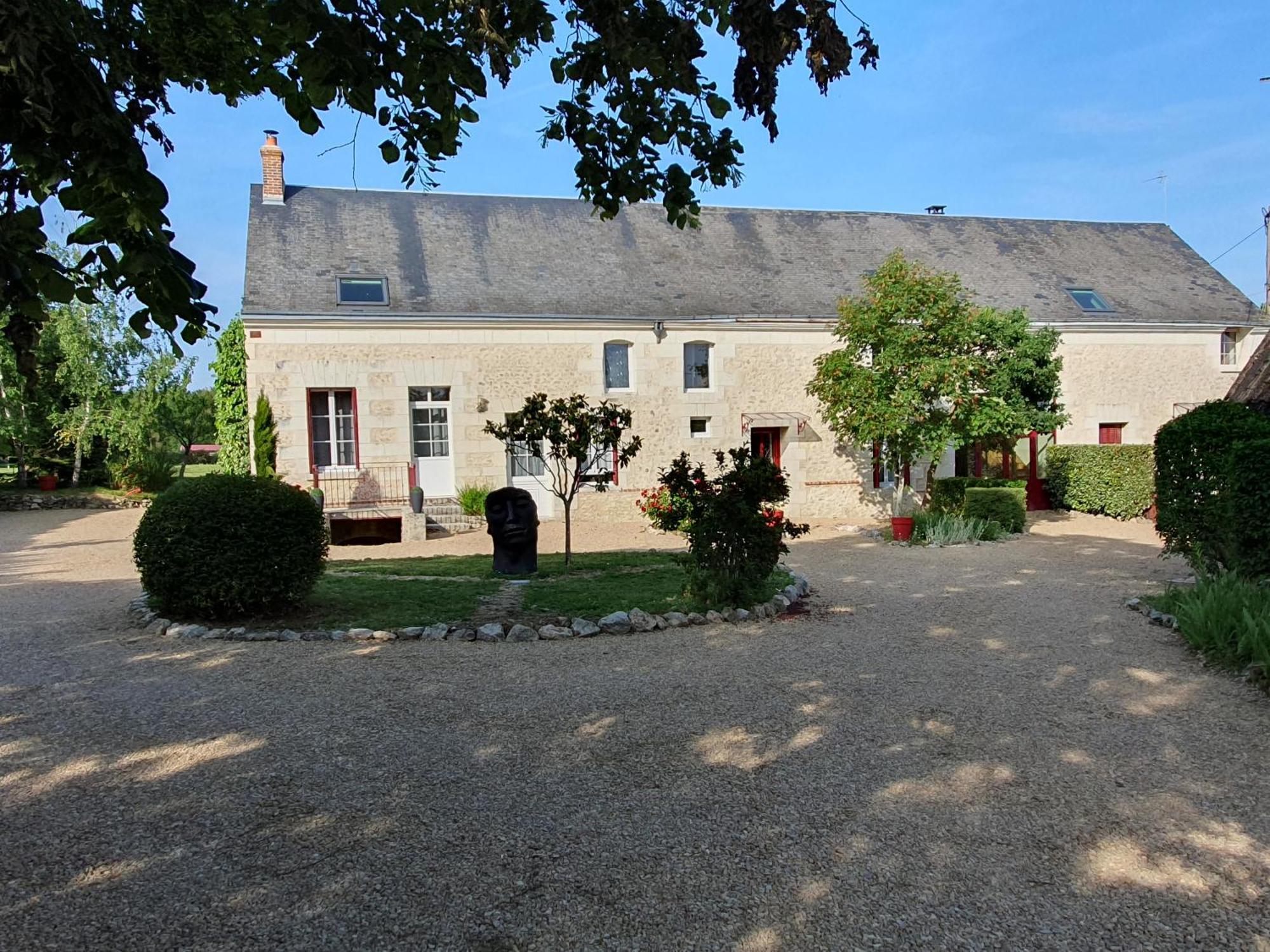 לינה וארוחת בוקר Luzillé Au Domaine Du Bois Joubert מראה חיצוני תמונה